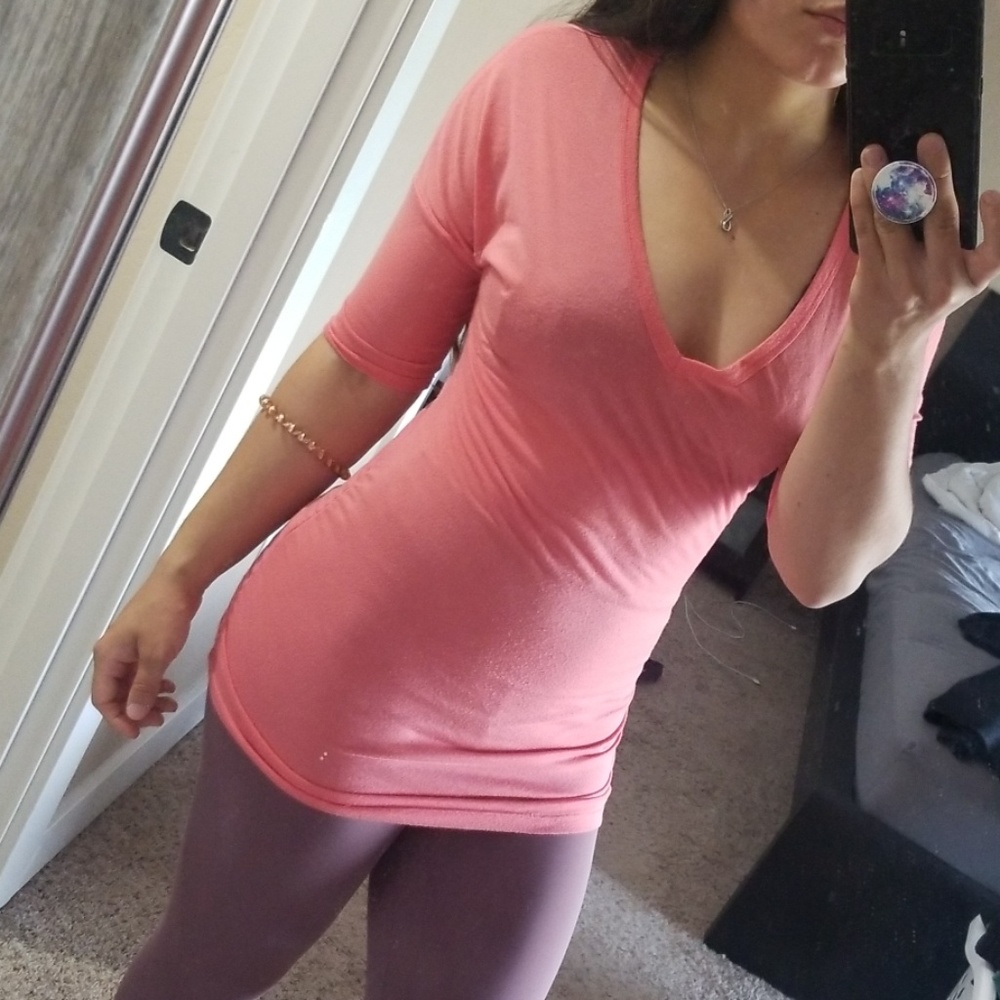 Alloy, quarter sleeved, long yoga top